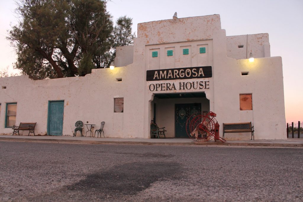 Juni 2016: Amargosa Opera House. Death Valley, 2016